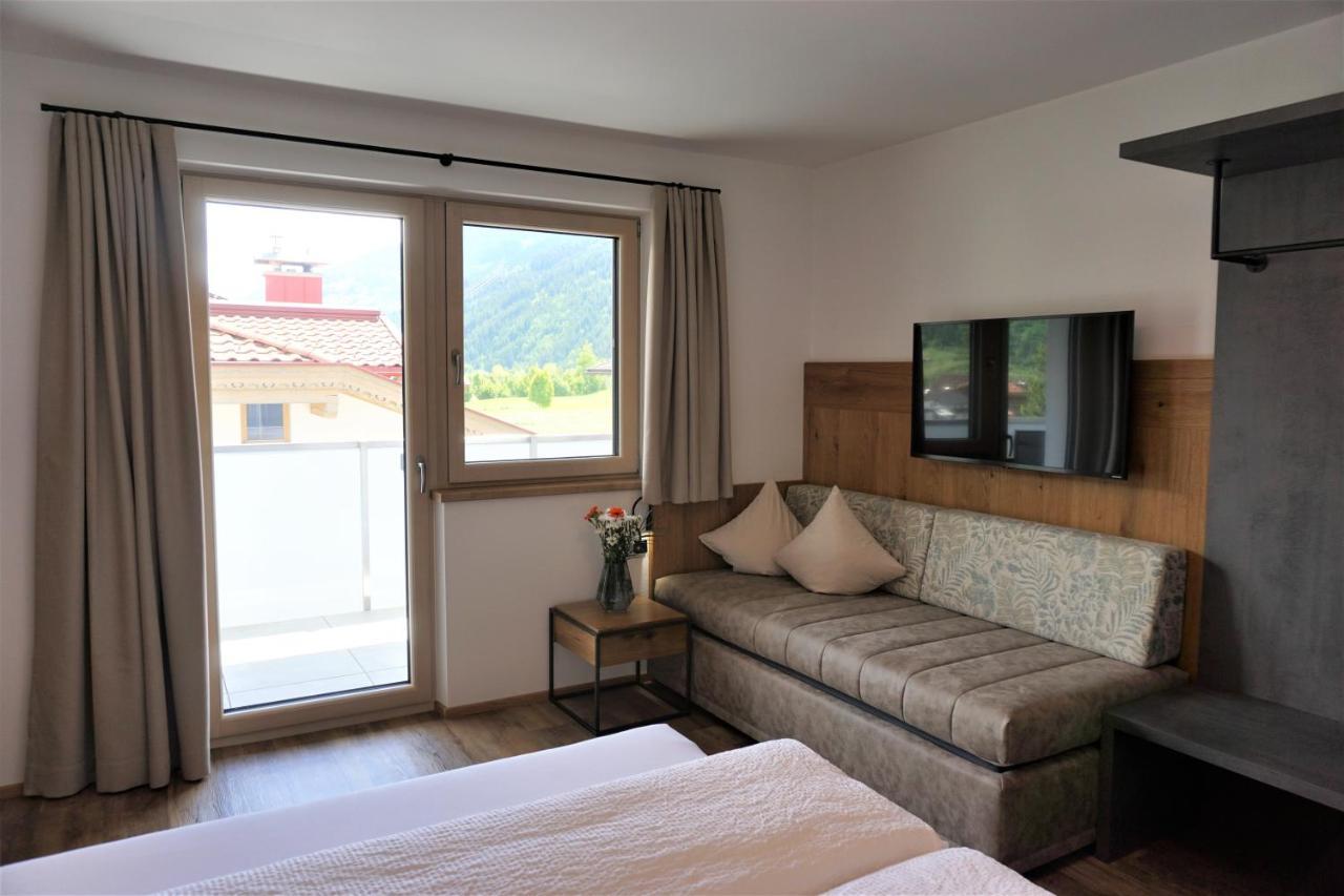 Apart Mountain Uderns Ngoại thất bức ảnh